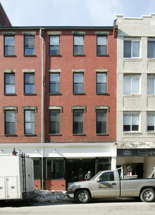 230-238 Hanover St in Boston, MA - Building Photo - Building Photo