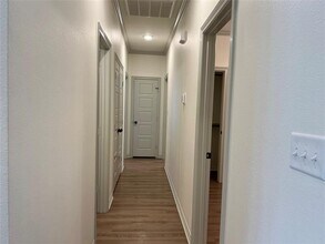 1715 Alamo Xing Rd in Tyler, TX - Building Photo - Building Photo