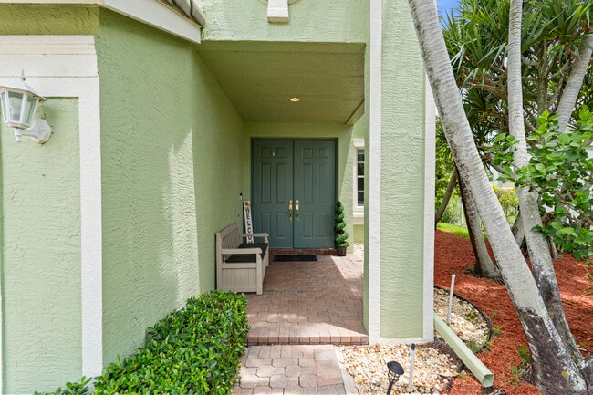 2253 Balsan Way in Wellington, FL - Building Photo - Building Photo