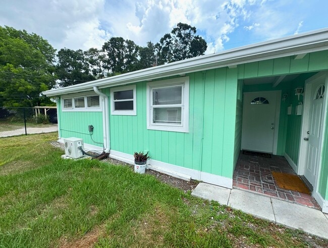 property at 2204 Ponce De Leon Cir
