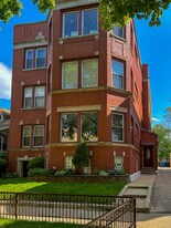 2043 E 72nd Pl in Chicago, IL - Building Photo