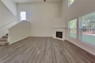 1012 Gather Dr in Lawrenceville, GA - Building Photo - Building Photo