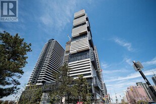 4015 The Exchange in Mississauga, ON - Building Photo