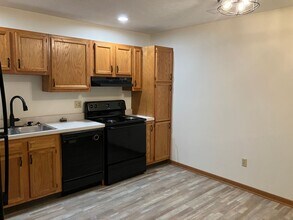 1321 Fairfax Ave in Piqua, OH - Building Photo - Building Photo