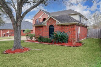 3126 Pebble Bay Dr in League City, TX - Building Photo - Building Photo