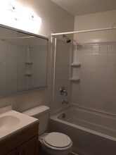 18 White Cir in Winchester, KY - Foto de edificio - Building Photo