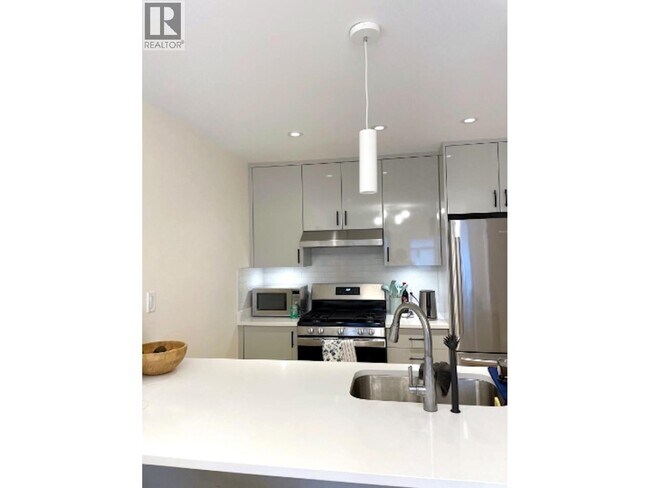 282 E 18th Ave in Vancouver, BC - Building Photo - Building Photo