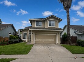 2750 Parkview Terrace in Fairfield, CA - Building Photo