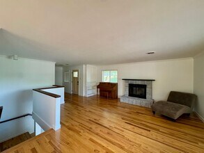 732 Hillgate Rd in Paducah, KY - Building Photo - Building Photo