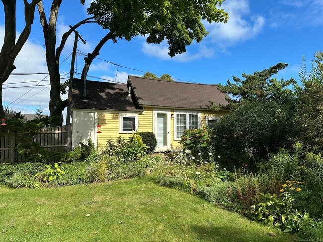 property at 250 Thimble Island Rd