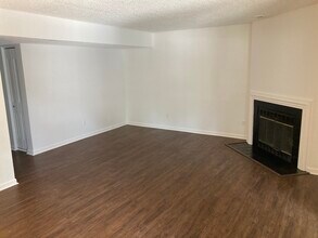1729 Redbird Cove, Unit 1729 in St. Louis, MO - Building Photo - Building Photo
