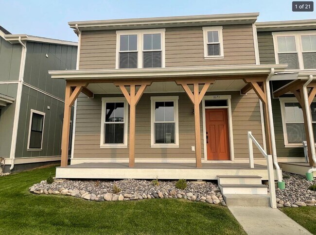 property at 1671 St George Blvd