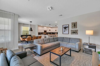 2831 Bookmark Dr in Kissimmee, FL - Building Photo - Building Photo