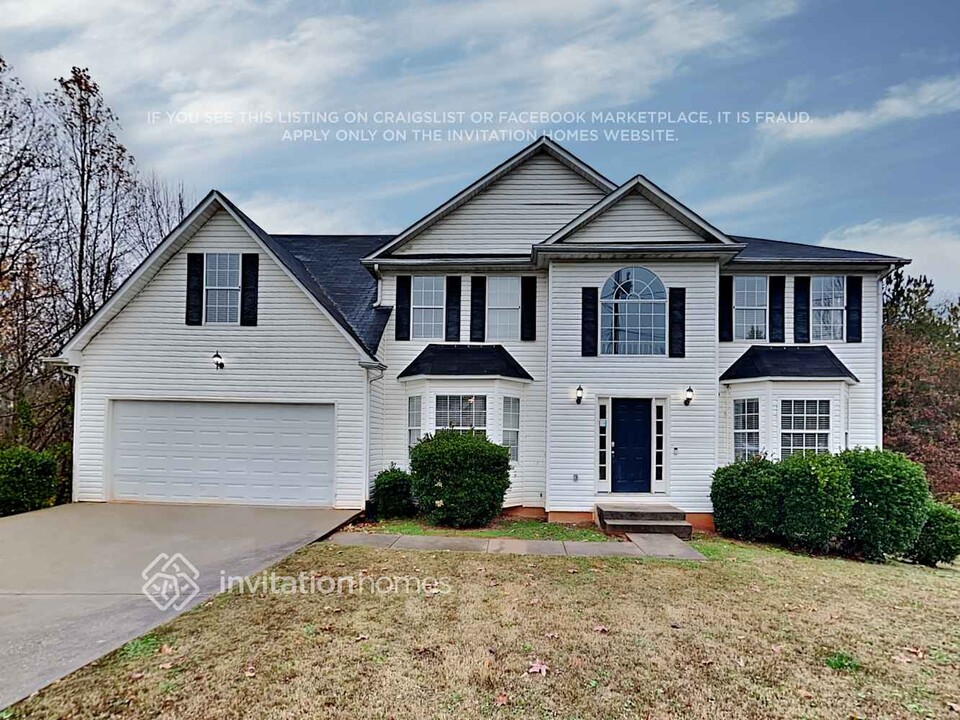 3872 Riverview Chase Bluff in Ellenwood, GA - Building Photo