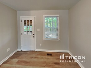 3004 Slippery Elm Dr in Raleigh, NC - Building Photo - Building Photo