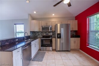 513 SW 3rd Ct in Cape Coral, FL - Building Photo - Building Photo