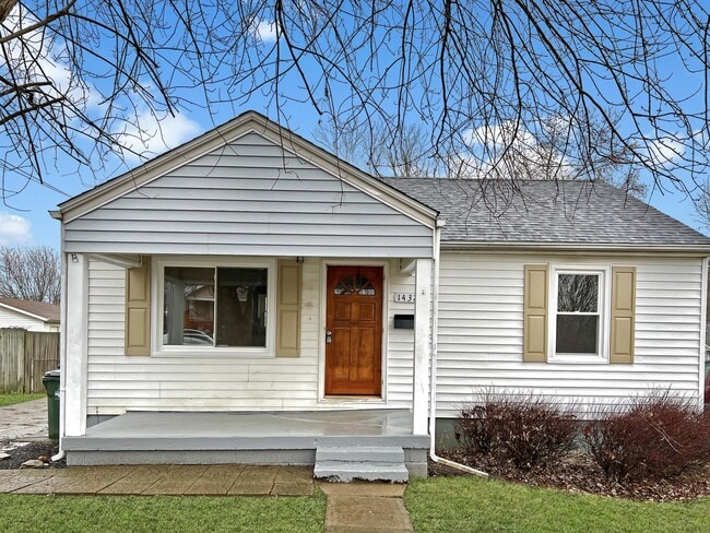 property at 1432 Parkamo Ave