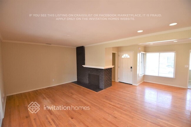 19520 Haynes St in Los Angeles, CA - Building Photo - Building Photo