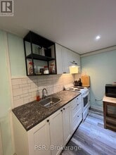 77 Boothbay Crescent in Newmarket, ON - Building Photo - Building Photo