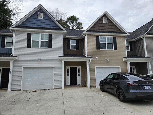 property at 600 Roxie Ave