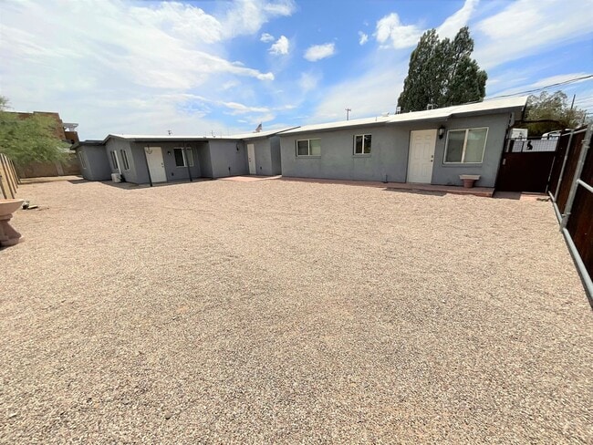 property at 3520 E Bellevue St
