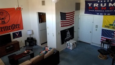 303 W Main St-Unit -11-K in Radford, VA - Building Photo - Building Photo