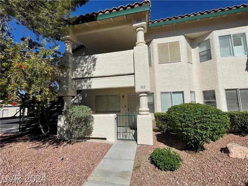 7937 Decker Canyon Dr in Las Vegas, NV - Building Photo