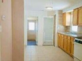 175 Wilson Ave, Unit 2 in Kearny, NJ - Building Photo