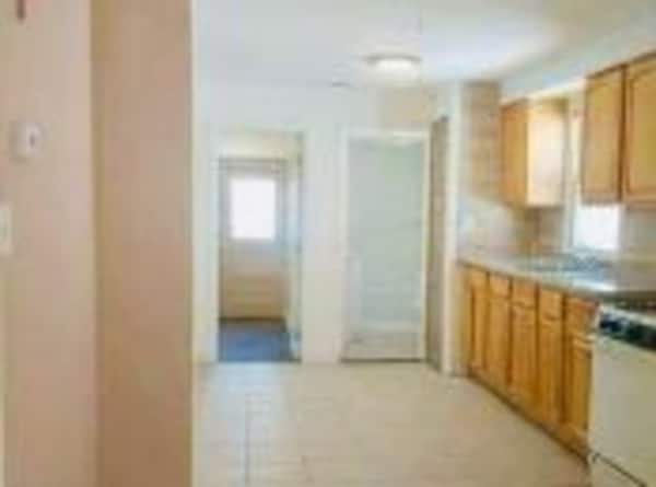 175 Wilson Ave, Unit 2 in Kearny, NJ - Building Photo