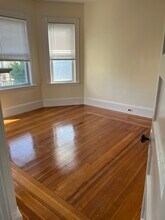 57 Dimick St, Unit 3 in Somerville, MA - Building Photo - Building Photo