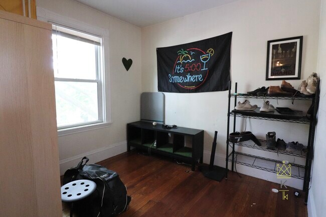 5 A Kendall St in Brookline, MA - Building Photo - Building Photo