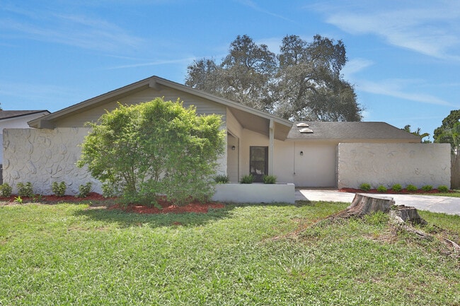 3124 W Burke St in Tampa, FL - Building Photo - Building Photo