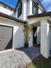 22433 SW 102nd Ave in Miami, FL - Building Photo - Building Photo