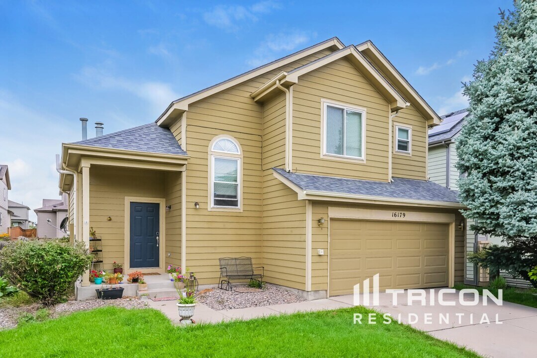 16179 Peregrine Dr in Parker, CO - Foto de edificio