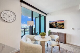 580 72nd St, Unit SI ID1532684P in Miami Beach, FL - Building Photo
