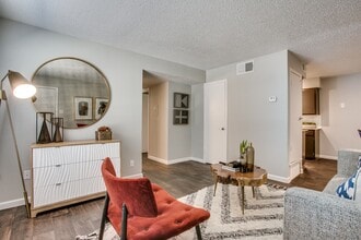 The Ruston in Saginaw, TX - Foto de edificio - Building Photo