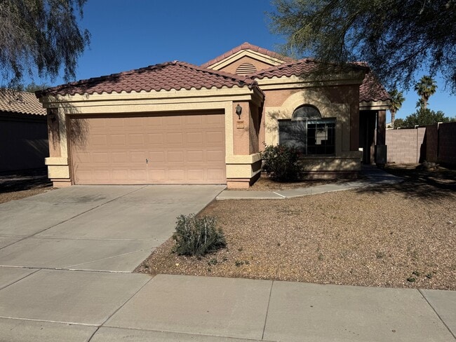 property at 1636 E Bishop Dr