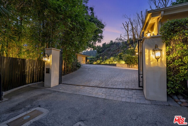 property at 1457 Claridge Dr