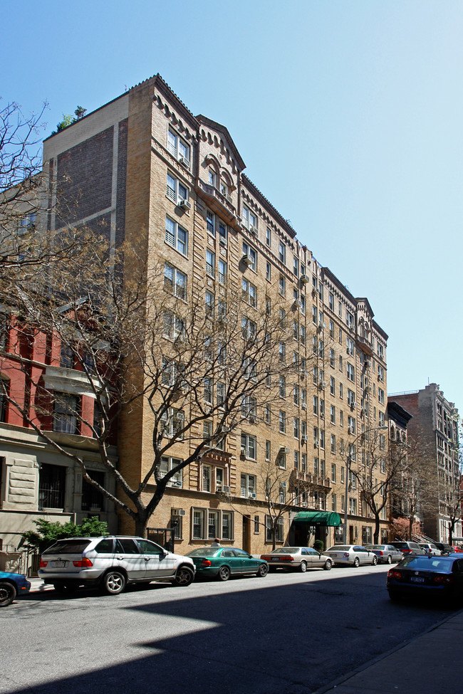 139 W 82nd St in New York, NY - Foto de edificio - Building Photo