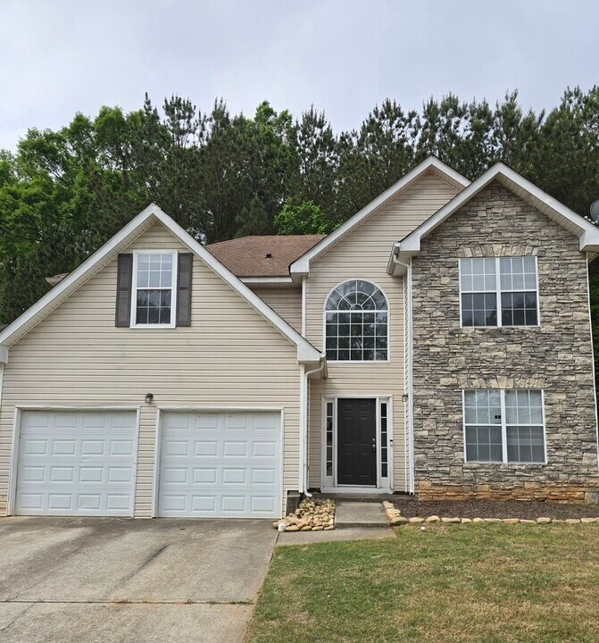 462 Gresham Dr in Stockbridge, GA - Building Photo