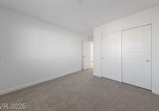 3541 Arcadian Sea St in Las Vegas, NV - Foto de edificio - Building Photo