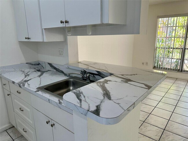 property at 10764 N Kendall Dr