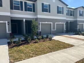 15522 Prestwick Rose Pl in Sun City Center, FL - Building Photo - Building Photo
