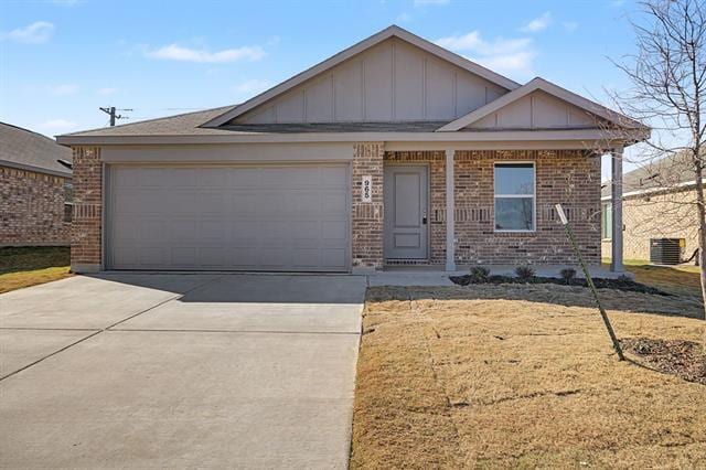 property at 965 Prestonwood Ln