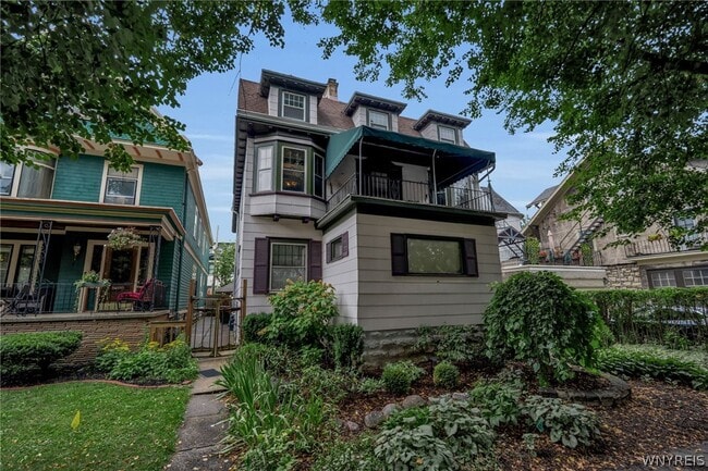 property at 610 Ashland Ave