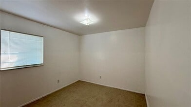 325 W Pierce St in Lake Alfred, FL - Building Photo - Building Photo