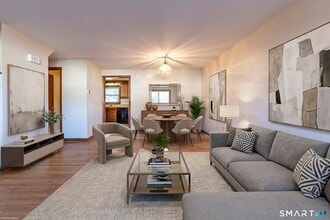 11 St Marc Cir in South Windsor, CT - Building Photo - Building Photo