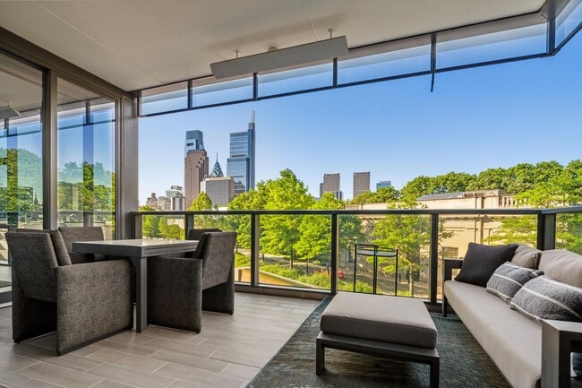 2100 Hamilton St in Philadelphia, PA - Building Photo - Building Photo