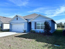 2775 Sunnyvale St in St. Cloud, FL - Building Photo