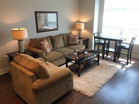 4845 Ashley Park Ln in Charlotte, NC - Building Photo